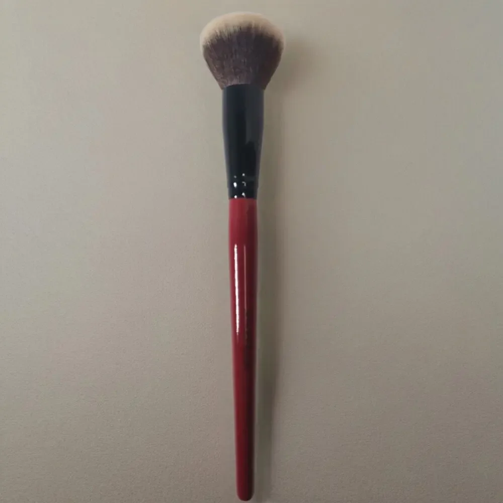 Smashbox Blurring Foundation Brush New in Box Camera Ready Line